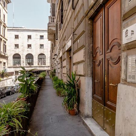 Apartamento 4-Bdr Apt Among Colosseum&Termini 10-People Roma Exterior foto